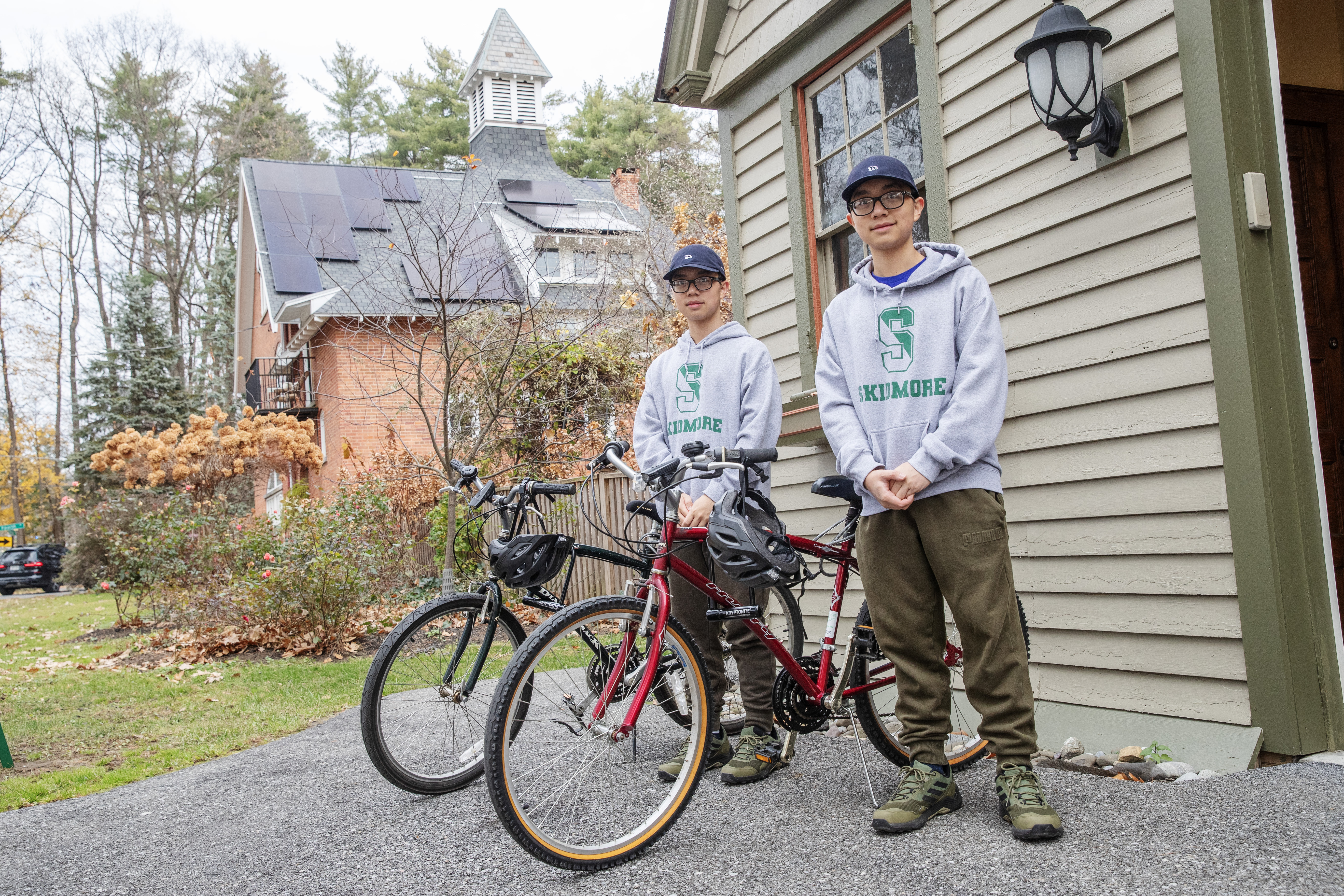 Sammy and Quinn with their bikes