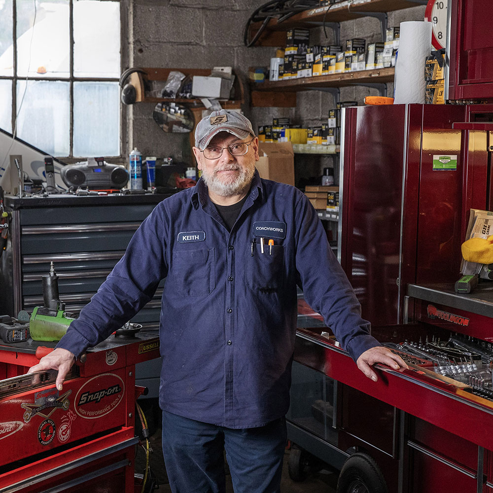 Keith+Murray+%E2%80%9991+in+his+mechanic+shop